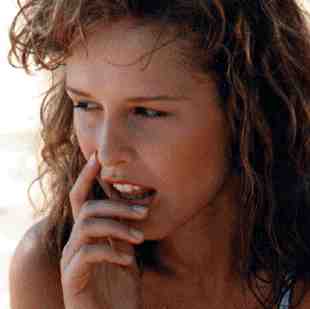 andreia_fernandes.jpg (6565 bytes)