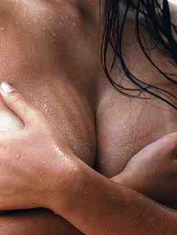 camilabravo2.jpg (6175 bytes)